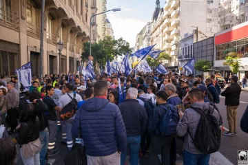 Paro de gremios aeronáuticos este miércoles: ¿Cómo van a operar los vuelos en Rosario?