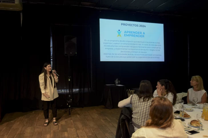 Candela-Chavarini-Coordinadora-Educativa.-728x485