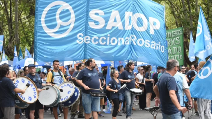 Masiva movilización de docentes, médicos y estatales