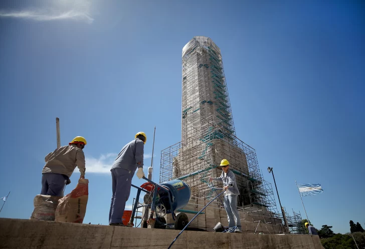 Paralizan reformas en el Monumento a la Bandera