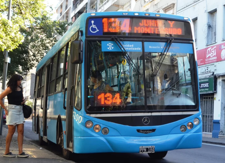 Paro de colectivos de 24 hs en el interior del país para el próximo martes 5