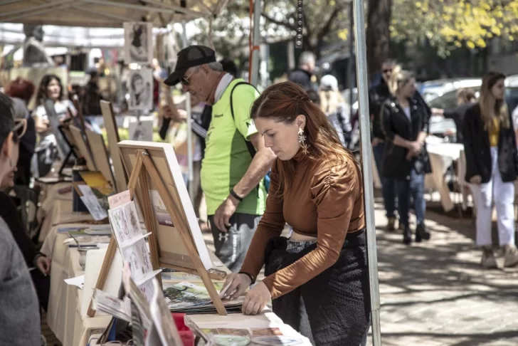 Llega el Mercado de las Artes, por primera vez en el interior del edificio ex Aduana