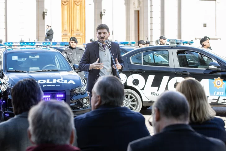 Pullaro: “El Estado dejó de ser el Estado bobo de la provincia de Santa Fe”