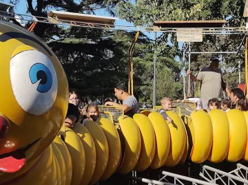 Delincuentes desmantelaron juegos mecánicos en el Parque Independencia