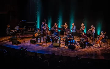 La Orquesta Utópica celebra sus diez años de trayectoria en la Lavardén