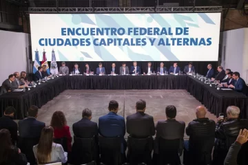 Intendentes de todo el país van al Congreso para reclamar por los subsidios al transporte