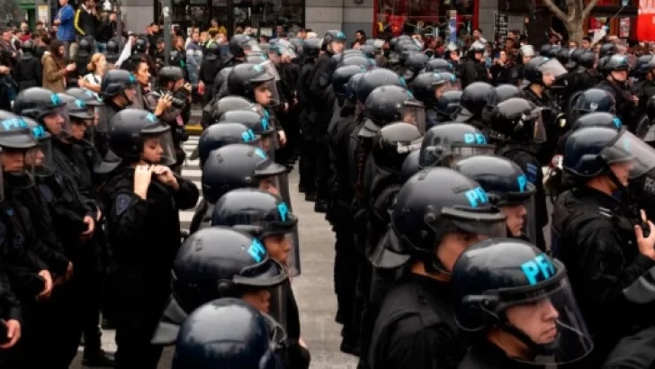 Las Madres de Plaza de Mayo denuncian que “Argentina cayó en la tiranía”