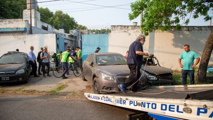 La Provincia retiró 40 autos, 60 motos y 100 bicicletas de la seccional 15ª de Rosario