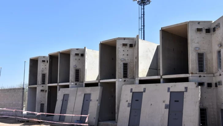 Avanza a buen ritmo la construcción de 4 nuevos pabellones en el Complejo Penitenciario Rosario