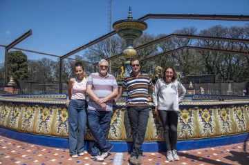 La Fuente de los Españoles recuperó todo su esplendor de la mano de la tradición restauradora de una familia rosarina