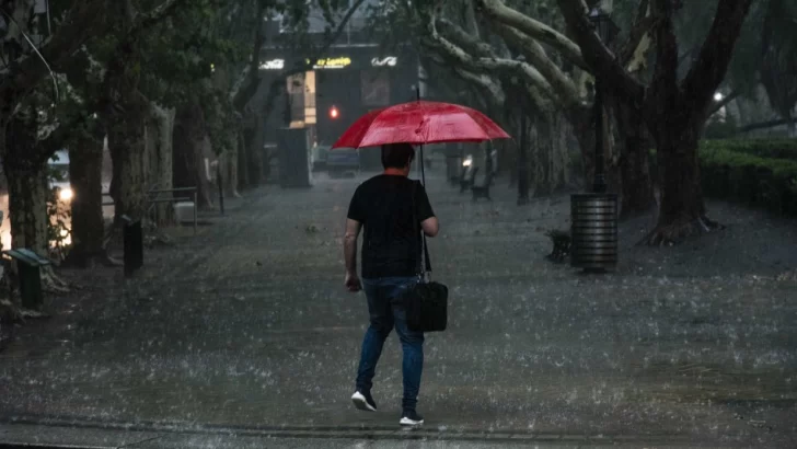 Emiten alerta naranja por fuertes tormentas para la tarde y noche de este miércoles 23 de octubre