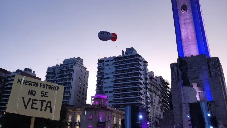 Más de 100 mil personas marcharon en Rosario en defensa de la Universidad Pública