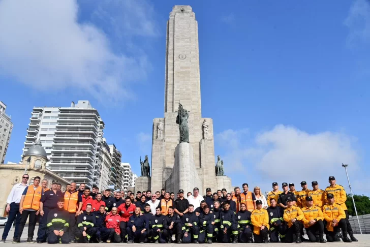 Brigadistas santafesinos colaborarán en la búsqueda y rescate de víctimas en el derrumbe del Hotel Dubrovnik