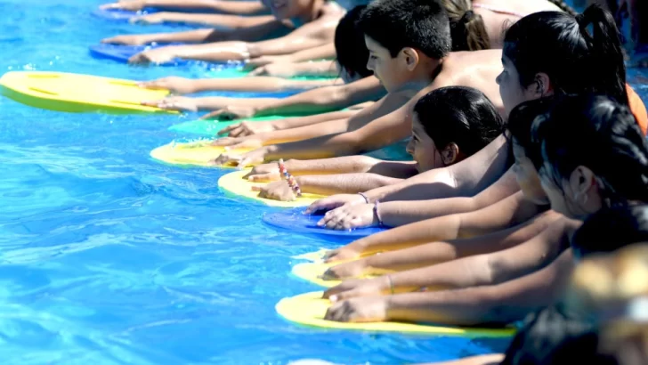 Verano 2024/2025: arranca la temporada en las piletas y colonias municipales