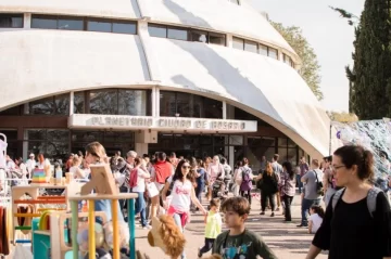 Llega “Navidad bajo las estrellas” con una feria de emprendedores en el Complejo Astronómico