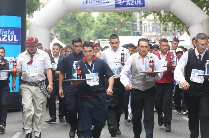 Preparados, listos: se largas la 6° edición de la Carrera de Mozos y Camareras en Rosario