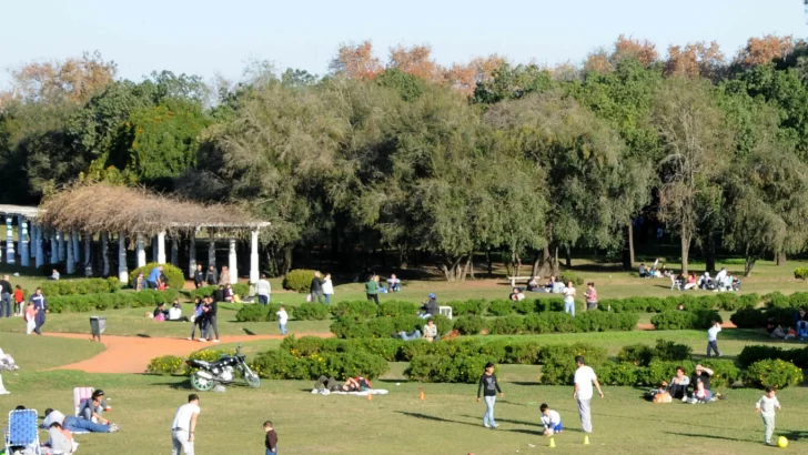 “Casate con tu ciudad como testigo”: Rosario suma al Parque Alem como escenario para el “sí”.