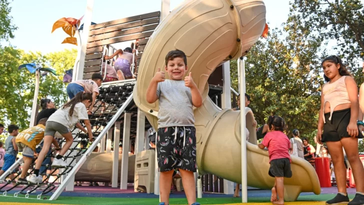 La Municipalidad reinauguró la Plaza Saavedra, con una gran convocatoria de vecinas y vecinos