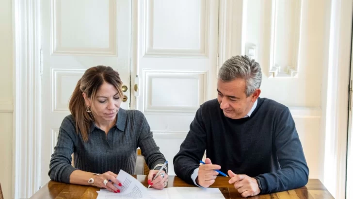 La Municipalidad de Rosario y la EPE firmaron un convenio para mejorar la transitabilidad de las veredas