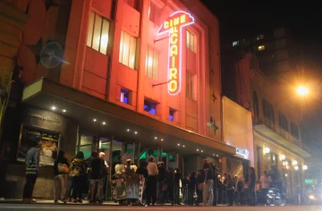 El cine público El Cairo celebra los 80 años de su primera función