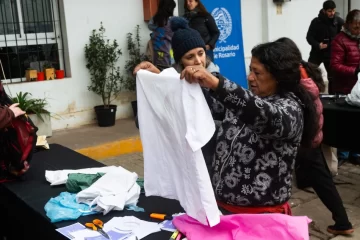 “Si no lo usás, donalo”: campaña solidaria para entregar ropa sana en desuso