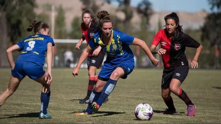 Fútbol femenino: se juega el clásico rosarino donde Newell’s puede gritar campeón