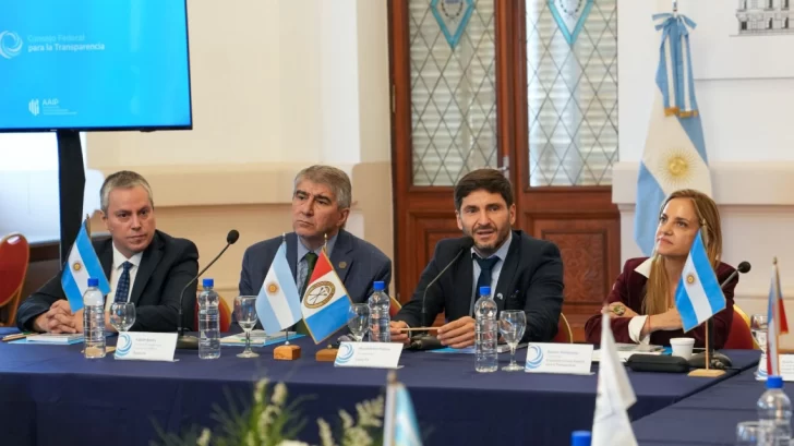 Pullaro augura que la nueva Constitución consagre “la información pública y la transparencia”
