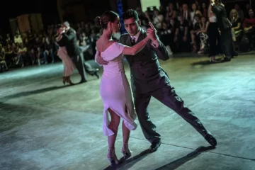 Rosario baila con el 20° Encuentro Metropolitano de Tango