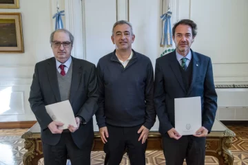 Rosario convocó a la UNR y a la UCA para redactar una Carta Orgánica para la futura autonomía