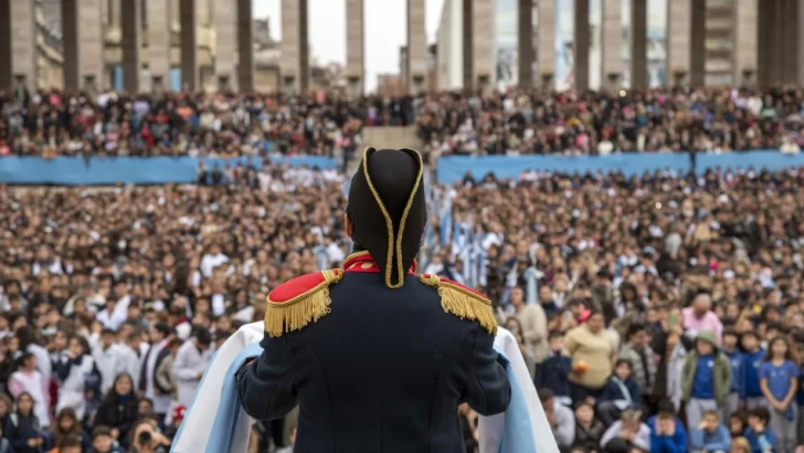 Promesa a la Bandera: llegan miles de chicos a jurar lealtad a la enseña patria