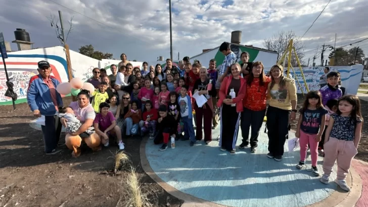 Inauguraron una plaza de bolsillo en un terreno donde funcionaba un búnker de drogas