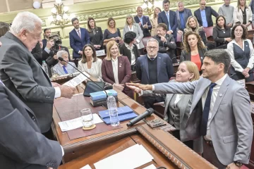 Juraron los convencionales electos que reformarán la Constitución de Santa Fe