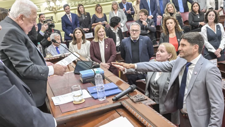 Juraron los convencionales electos que reformarán la Constitución de Santa Fe