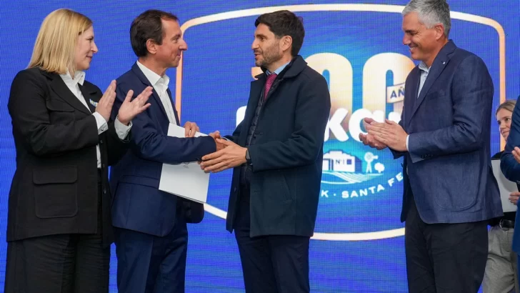 Milkaut celebró el centenario con Pullaro quien destacó su rol en la industria láctea