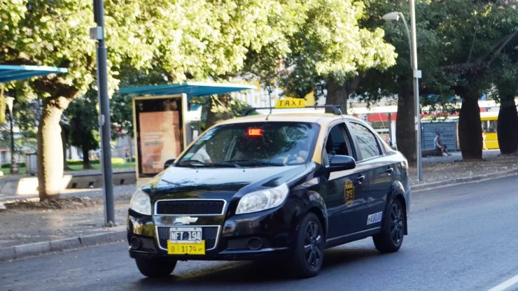Beneficio: los taxistas de Rosario presentaron una tarifa promocional