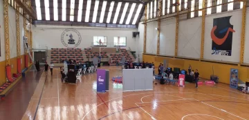 Ciencia en Movimiento: la UNR sumó su 13ra facultad con cuatro carreras