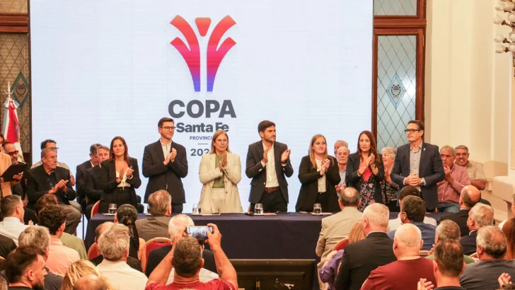 Se presenta la “Maratón Copa Santa Fe 2025” con el Monumento como largada