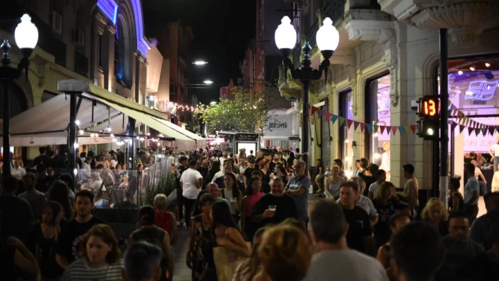 La Noche de las Peatonales vuelve con la reapertura del Pasaje Juramento