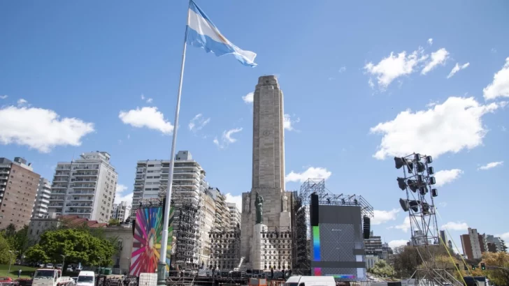 Todo listo para un show histórico en el Monumento con Nicky Nicole y Baglietto