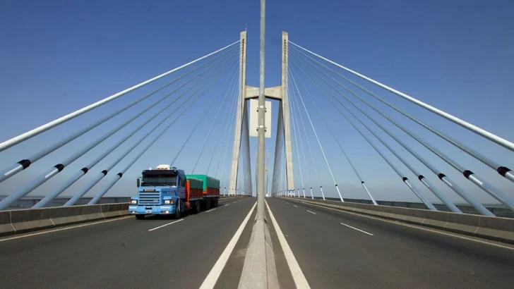 Una empresa de Rosario se hará cargo de la concesión del puente Rosario-Victoria