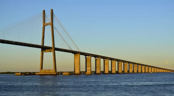 El Gobierno Nacional adjudicó la concesión del puente Rosario–Victoria