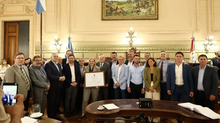 El Senado provincial homenajeó a la Vicegobernadora Gisela Scaglia
