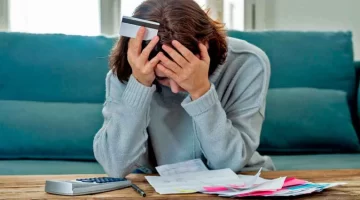 Proyecto para crear un programa de acompañamiento a familias sobreendeudadas Proyecto para crear un programa de acompañamiento a familias sobreendeudadas