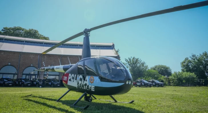 Refuerzan el patrullaje aéreo de Rosario con la incorporación de un helicóptero Refuerzan el patrullaje aéreo de Rosario con la incorporación de un helicóptero