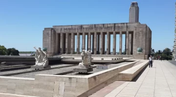 Confirmaron el traspaso de las obras del Monumento a la Provincia Confirmaron el traspaso de las obras del Monumento a la Provincia