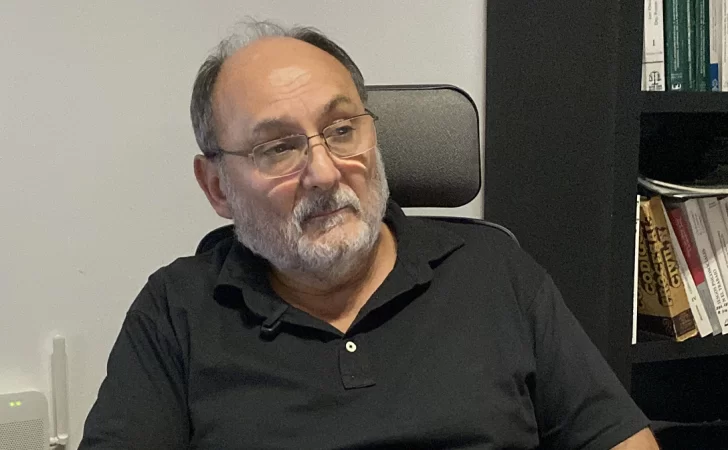 Hugo Hernández: “Es la destrucción de la industria argentina, de los trabajadores argentinos, para que sea una economía de enclave” Hugo Hernández: “Es la destrucción de la industria argentina, de los trabajadores argentinos, para que sea una economía de enclave”