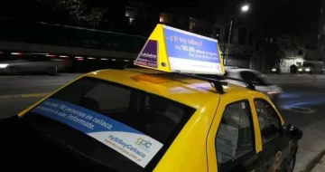Luz verde en el Concejo al proyecto para colocar publicidades en los taxis Luz verde en el Concejo al proyecto para colocar publicidades en los taxis