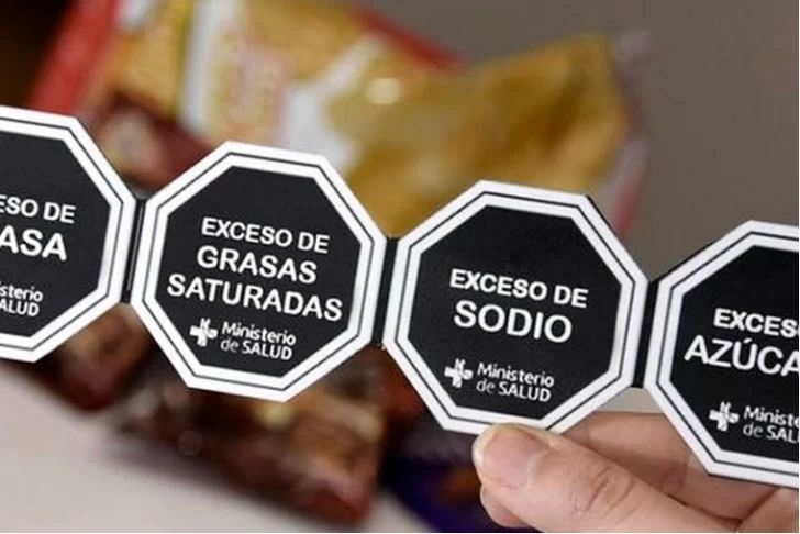 Octógonos: el Gobierno propone eliminar el Etiquetado Frontal en los alimentos Octógonos: el Gobierno propone eliminar el Etiquetado Frontal en los alimentos
