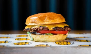 El 28 de mayo se celebra en el mundo el Día de la Hamburguesa: los orígenes El 28 de mayo se celebra en el mundo el Día de la Hamburguesa: los orígenes