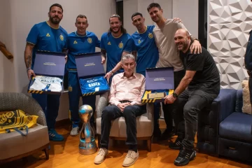A pura emoción: referentes del plantel de Central visitaron en Ecuador al Patón Bauza A pura emoción: referentes del plantel de Central visitaron en Ecuador al Patón Bauza